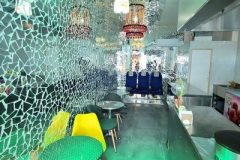 Decoration-insolite-creperie